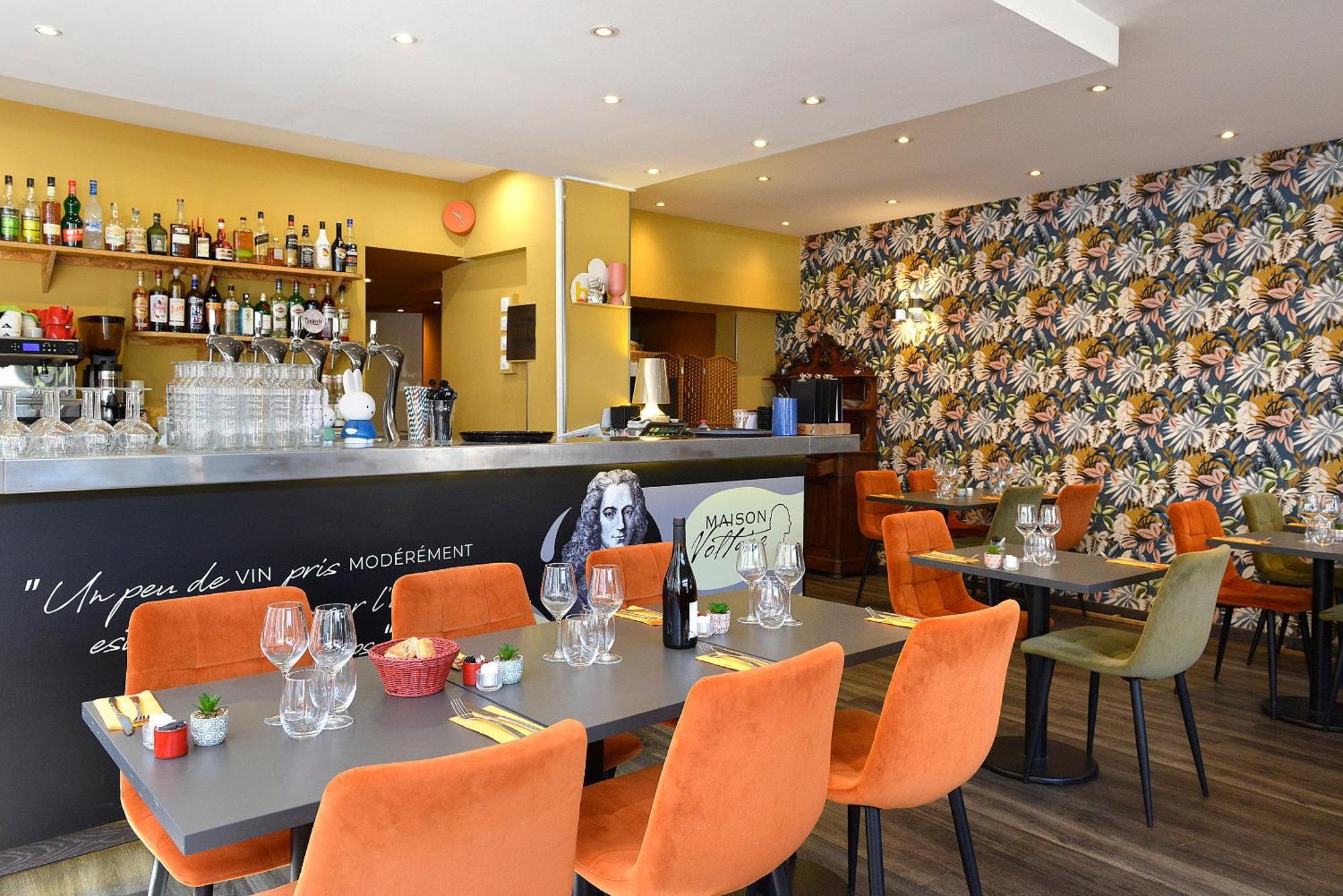 Logis Restaurant Maison Voltaire Amboise